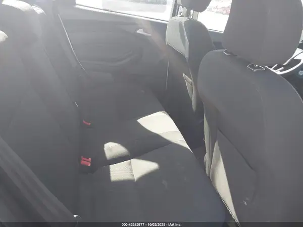 1FADP3F27HL269703 2017 FORD FOCUS - Image 8
