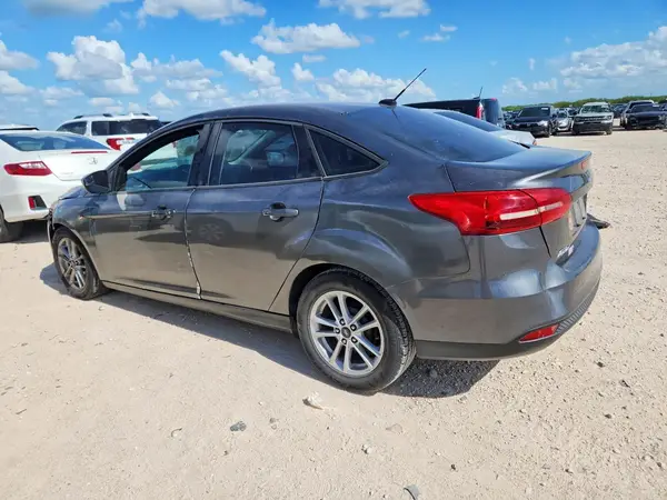 1FADP3F27HL282161 2017 FORD FOCUS - Image 2