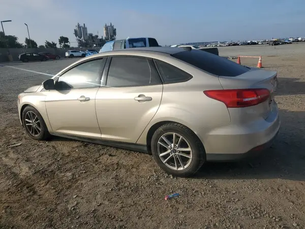 1FADP3F27HL296769 2017 FORD FOCUS - Image 2