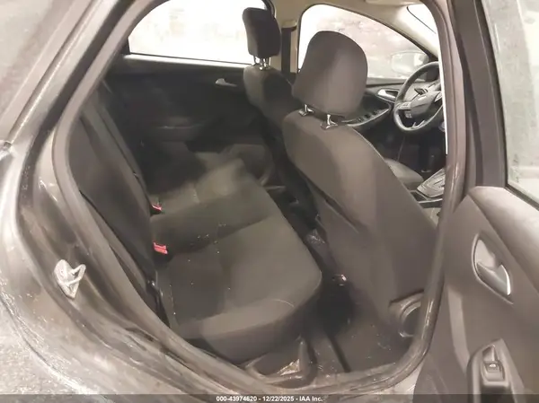 1FADP3F27HL296772 2017 FORD FOCUS - Image 8