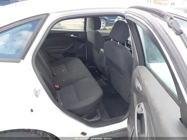 1FADP3F27HL296870 2017 FORD FOCUS - Image 8