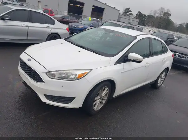 1FADP3F27HL300061 2017 FORD FOCUS - Image 2