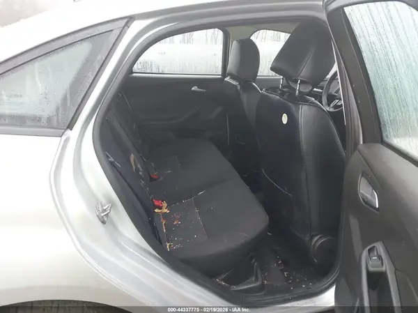 1FADP3F27HL300352 2017 FORD FOCUS - Image 8