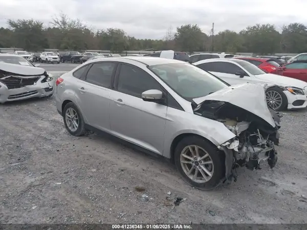 1FADP3F27HL306264 2017 FORD FOCUS - Image 1