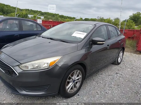 1FADP3F27HL312002 2017 FORD FOCUS - Image 2