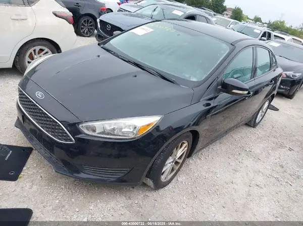 1FADP3F27HL317801 2017 FORD FOCUS - Image 2