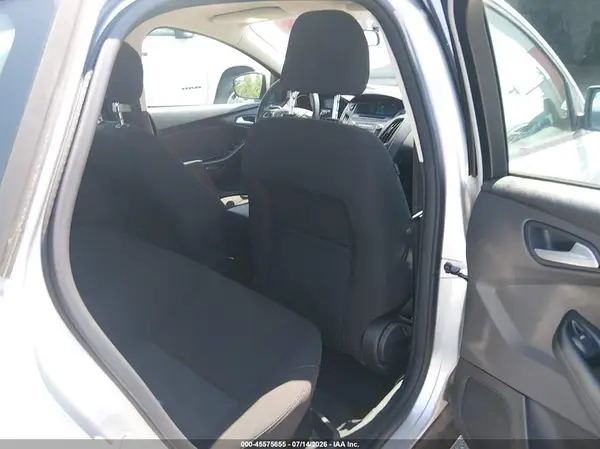 1FADP3F27HL320326 2017 FORD FOCUS - Image 8
