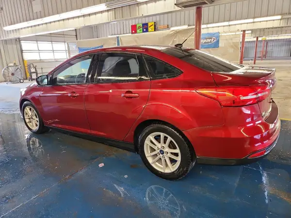 1FADP3F27HL320827 2017 FORD FOCUS - Image 2