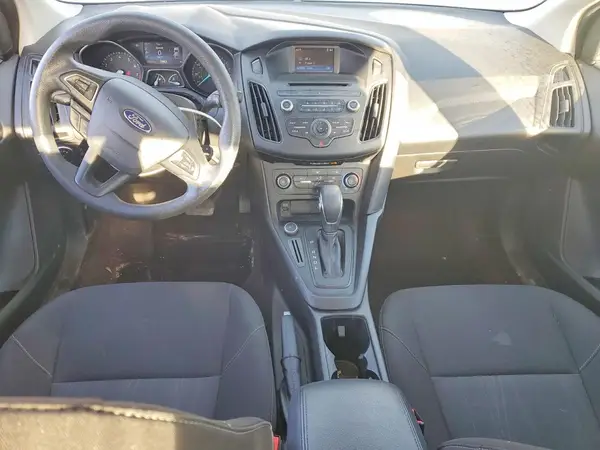 1FADP3F27HL323615 2017 FORD FOCUS - Image 8