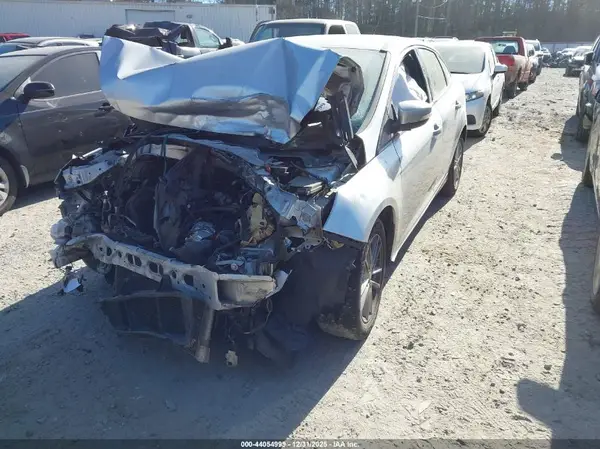 1FADP3F27HL327034 2017 FORD FOCUS - Image 2