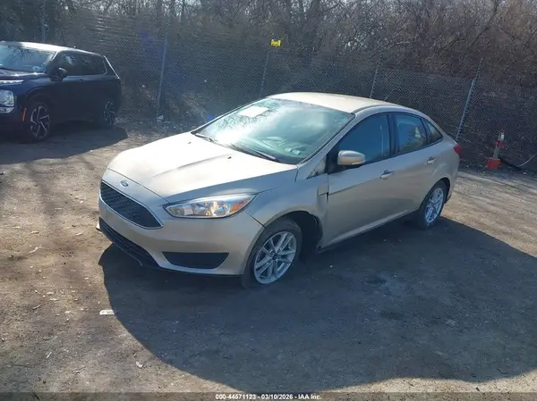 1FADP3F27HL327907 2017 FORD FOCUS - Image 2