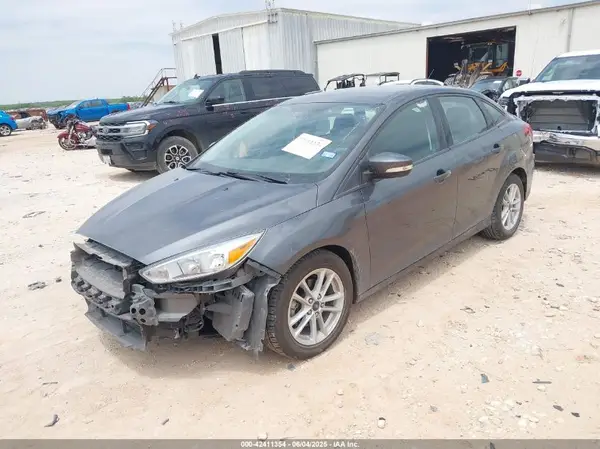 1FADP3F27HL342018 2017 FORD FOCUS - Image 2