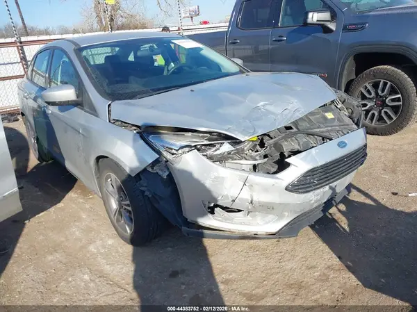 1FADP3F27JL201570 2018 FORD FOCUS - Image 1