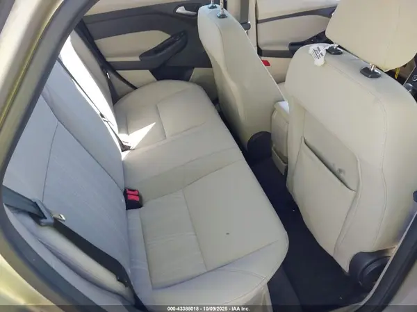 1FADP3F27JL202508 2018 FORD FOCUS - Image 8