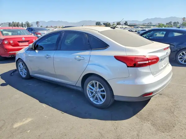 1FADP3F27JL205196 2018 FORD FOCUS - Image 2