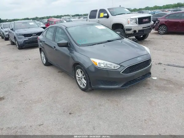 1FADP3F27JL207515 2018 FORD FOCUS - Image 1