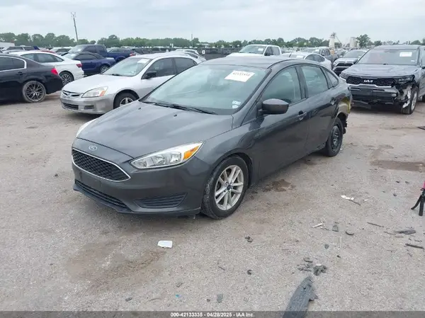 1FADP3F27JL207515 2018 FORD FOCUS - Image 2