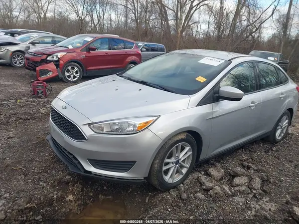 1FADP3F27JL207806 2018 FORD FOCUS - Image 2