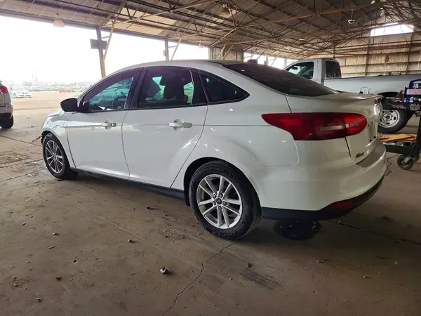 1FADP3F27JL211631 2018 FORD FOCUS - Image 2