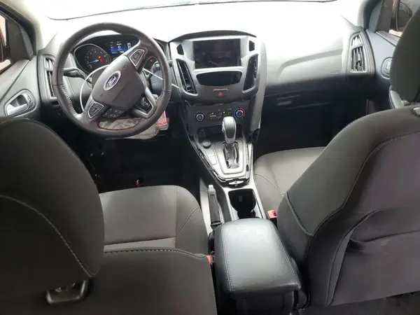 1FADP3F27JL215890 2018 FORD FOCUS - Image 8