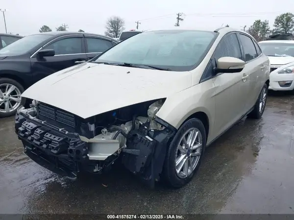 1FADP3F27JL219423 2018 FORD FOCUS - Image 2