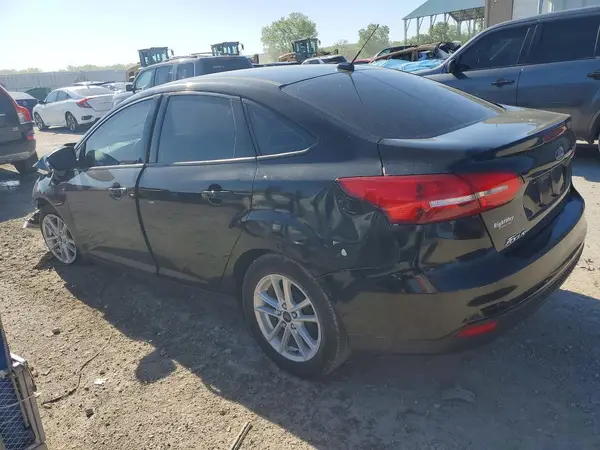 1FADP3F27JL223715 2018 FORD FOCUS - Image 2