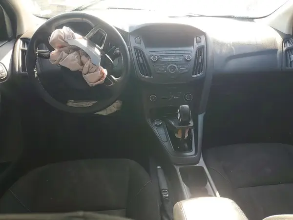 1FADP3F27JL223715 2018 FORD FOCUS - Image 8