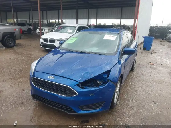 1FADP3F27JL229059 2018 FORD FOCUS - Image 2
