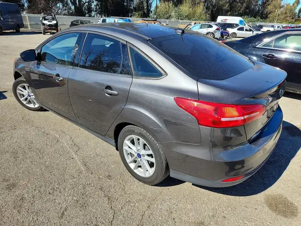 1FADP3F27JL230809 2018 FORD FOCUS - Image 2