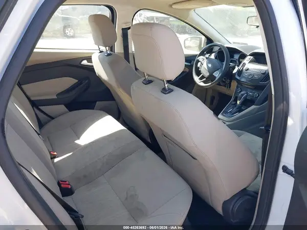1FADP3F27JL241969 2018 FORD FOCUS - Image 8