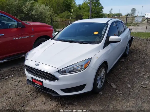 1FADP3F27JL246007 2018 FORD FOCUS - Image 2