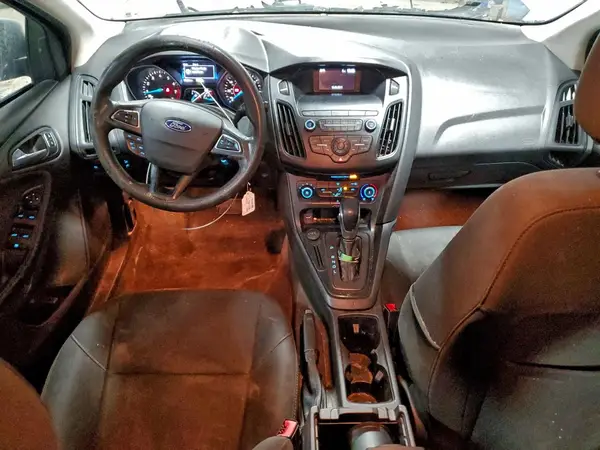 1FADP3F27JL246685 2018 FORD FOCUS - Image 8
