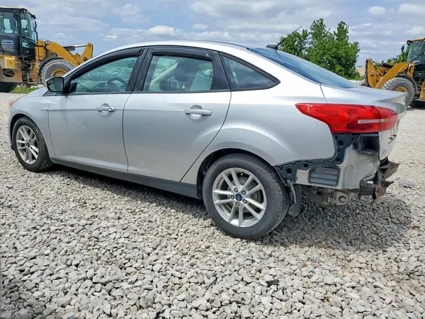 1FADP3F27JL249327 2018 FORD FOCUS - Image 2