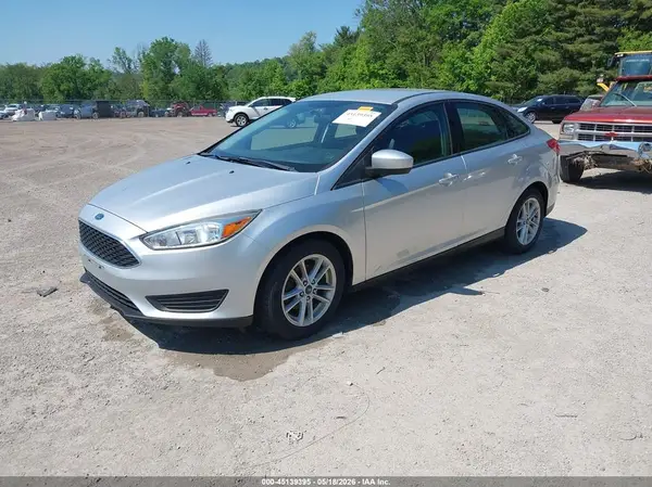 1FADP3F27JL251675 2018 FORD FOCUS - Image 2