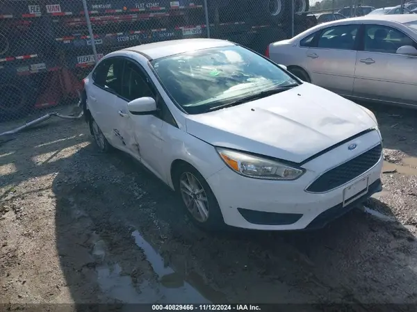 1FADP3F27JL263857 2018 FORD FOCUS - Image 1