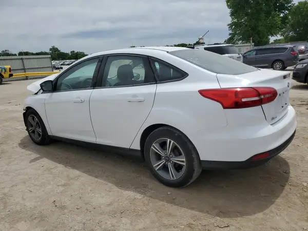 1FADP3F27JL264670 2018 FORD FOCUS - Image 2