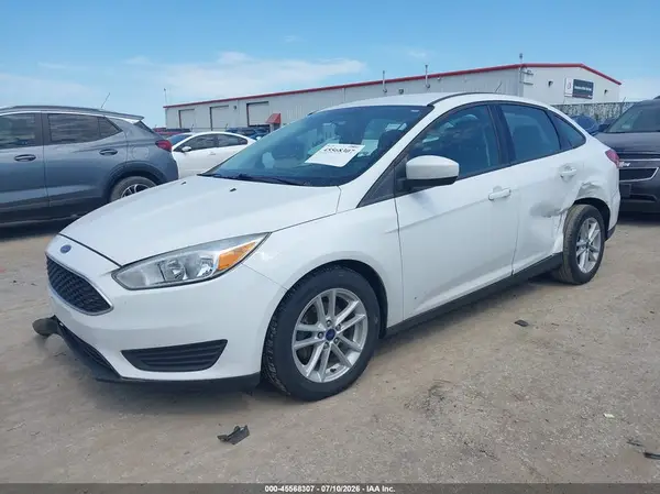 1FADP3F27JL266788 2018 FORD FOCUS - Image 2