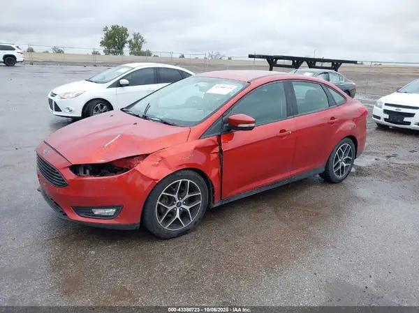 1FADP3F27JL269917 2018 FORD FOCUS - Image 2