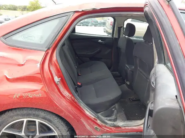 1FADP3F27JL269917 2018 FORD FOCUS - Image 8