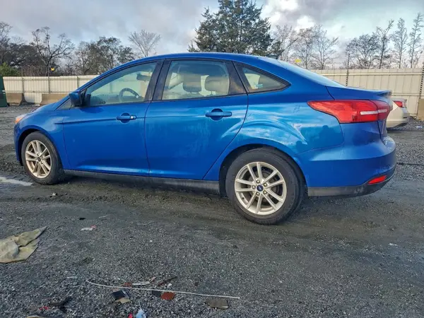 1FADP3F27JL275880 2018 FORD FOCUS - Image 2