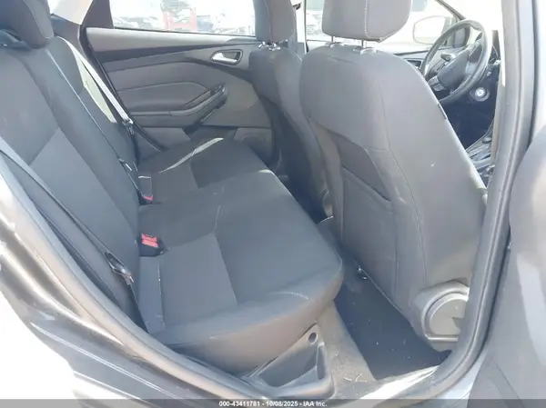 1FADP3F27JL276219 2018 FORD FOCUS - Image 8