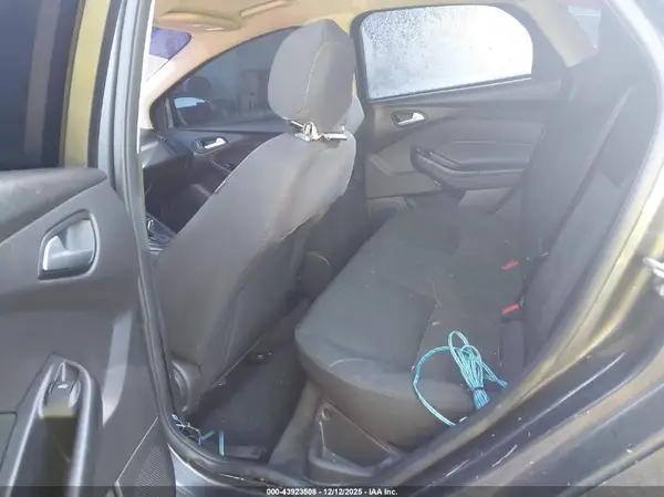 1FADP3F27JL279721 2018 FORD FOCUS - Image 8
