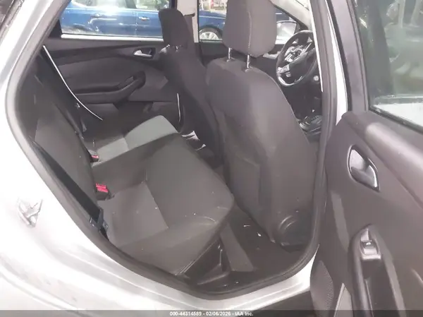 1FADP3F27JL285888 2018 FORD FOCUS - Image 8