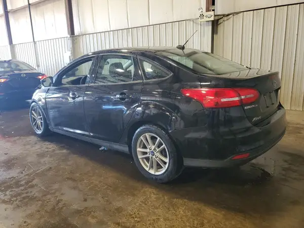 1FADP3F27JL298401 2018 FORD FOCUS - Image 2
