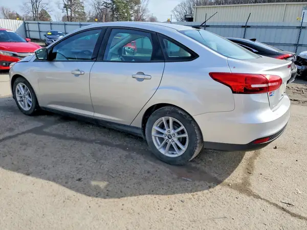 1FADP3F27JL300258 2018 FORD FOCUS - Image 2