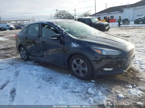 1FADP3F27JL301118 2018 FORD FOCUS - Image 1