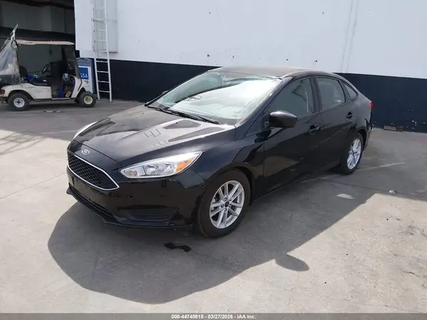 1FADP3F27JL327329 2018 FORD FOCUS - Image 2