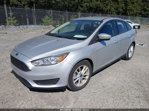 1FADP3F27JL327461 2018 FORD FOCUS - Image 2