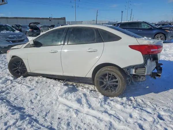 1FADP3F27JL327573 2018 FORD FOCUS - Image 2