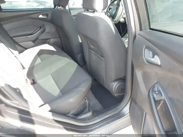 1FADP3F28GL202736 2016 FORD FOCUS - Image 8
